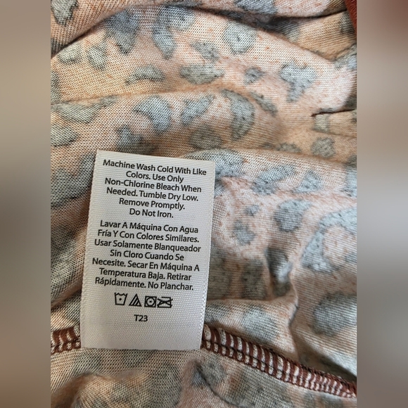 Athletic Works Brown and Black Leopard Print Outfit - Picture 8 of 8